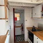 Tiny House Azyl Wolnosci Дом отдыха *
