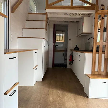 Tiny House Azyl Wolnosci * Pozezdrze