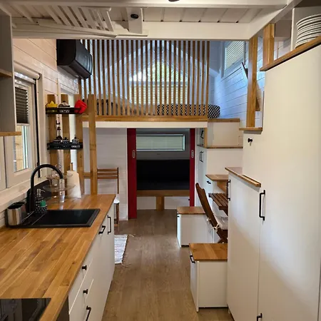 Tiny House Azyl Wolnosci Holiday home *