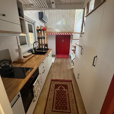 Tiny House Azyl Wolnosci * פוז'ז'דז'ה